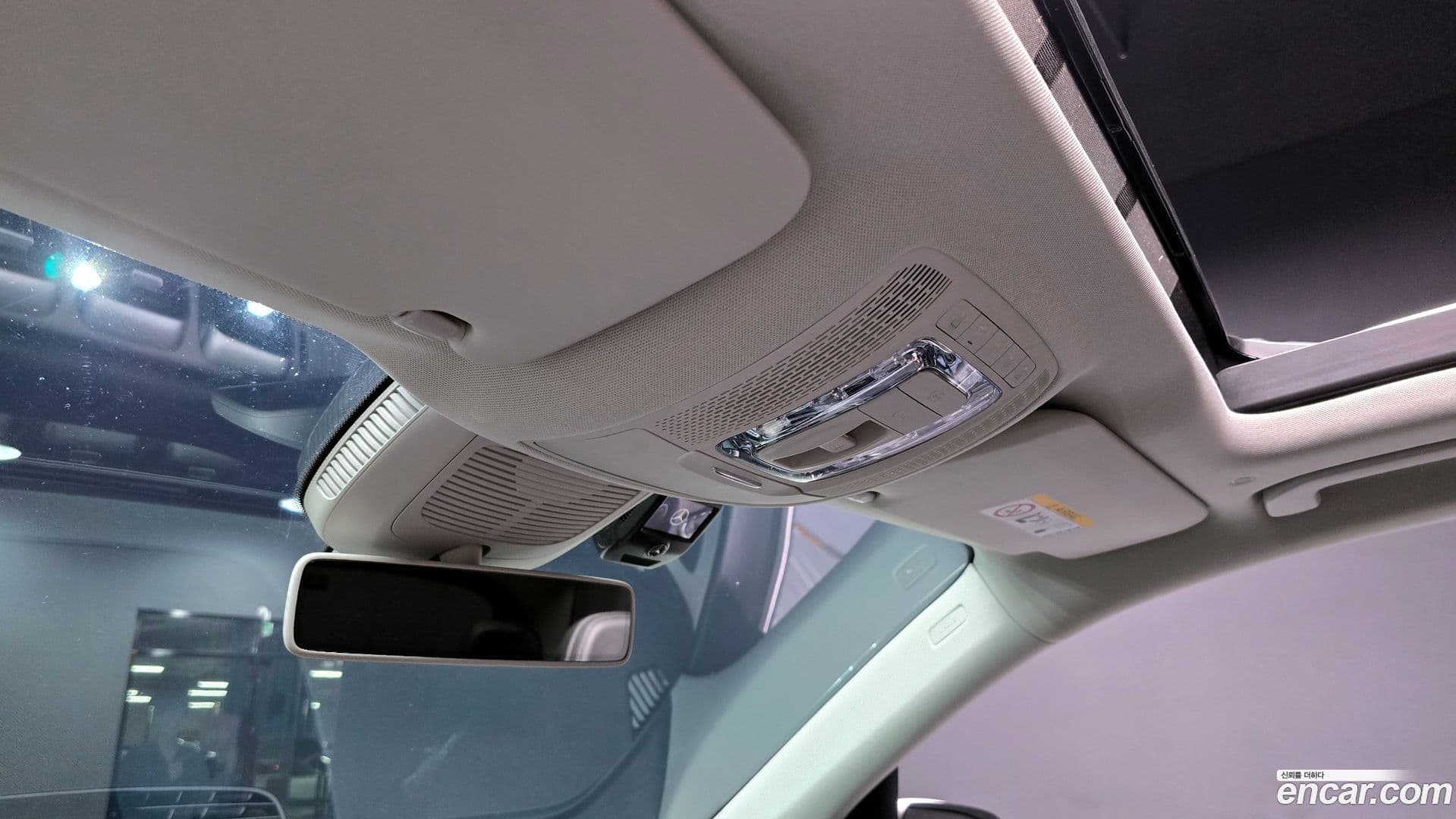 Main__Slider__Photo:GLE-Class Mercedes-Benz 2020.7-19