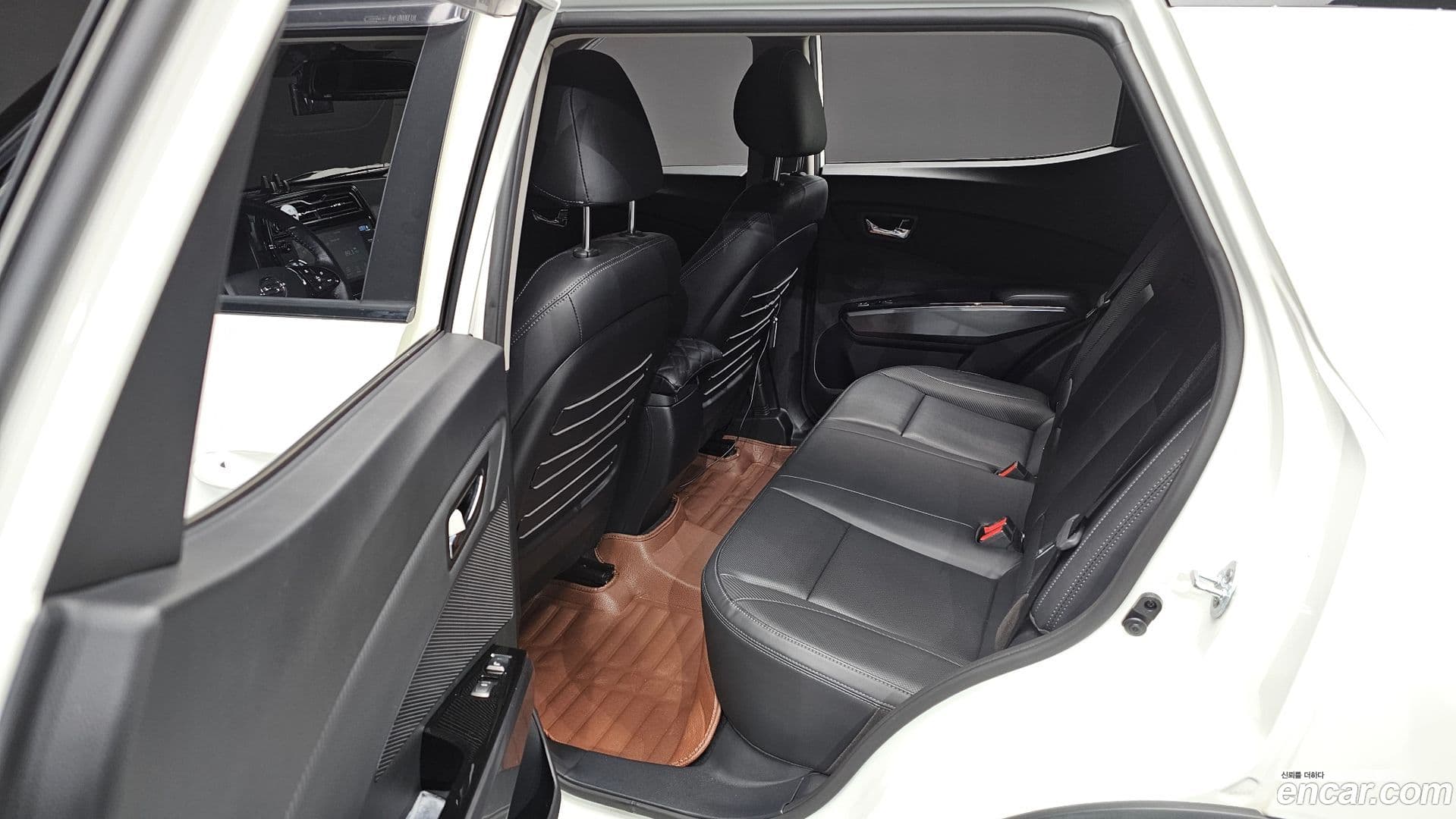 Main__Slider__Photo:TIBOLI KG_Mobility_Ssangyong 2021.9-10