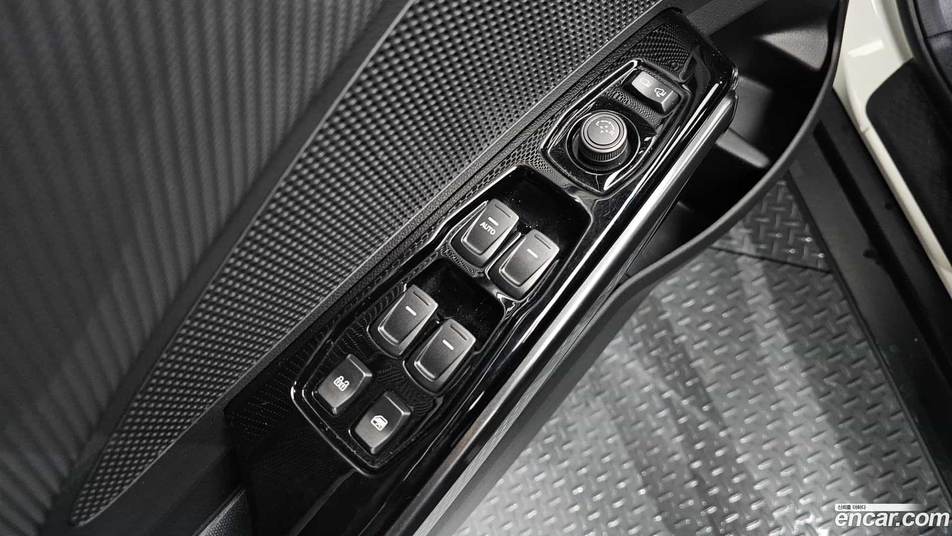 TIBOLI KG_Mobility_Ssangyong 2021.9-OPTION-017