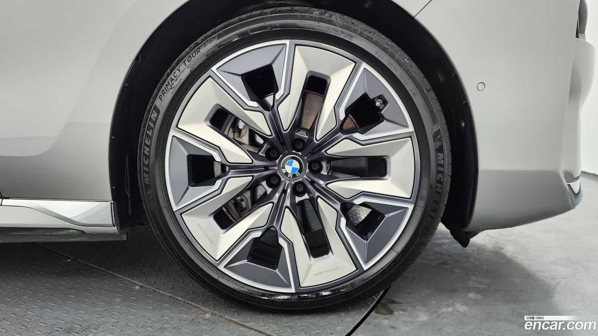 i7 BMW 2023.3-OUTER-005