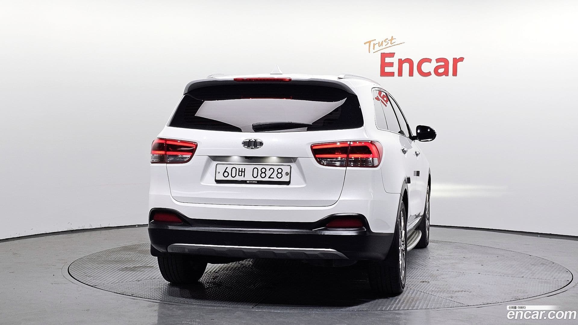 Main__Slider__Photo:Sorento Kia 2016.7-3