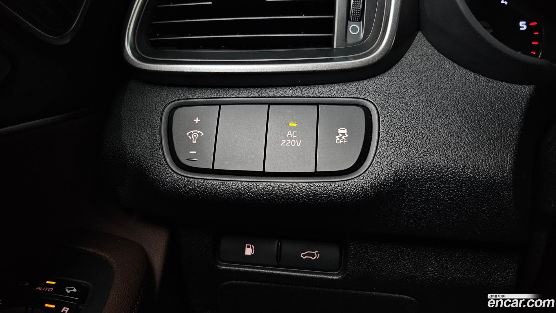 Main__Slider__Photo:Sorento Kia 2016.7-13