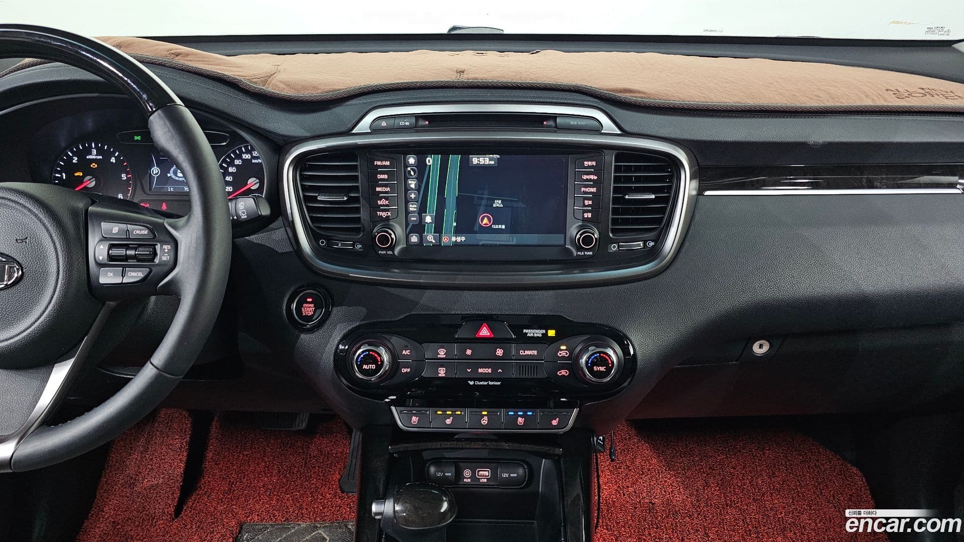 Main__Slider__Photo:Sorento Kia 2016.7-15