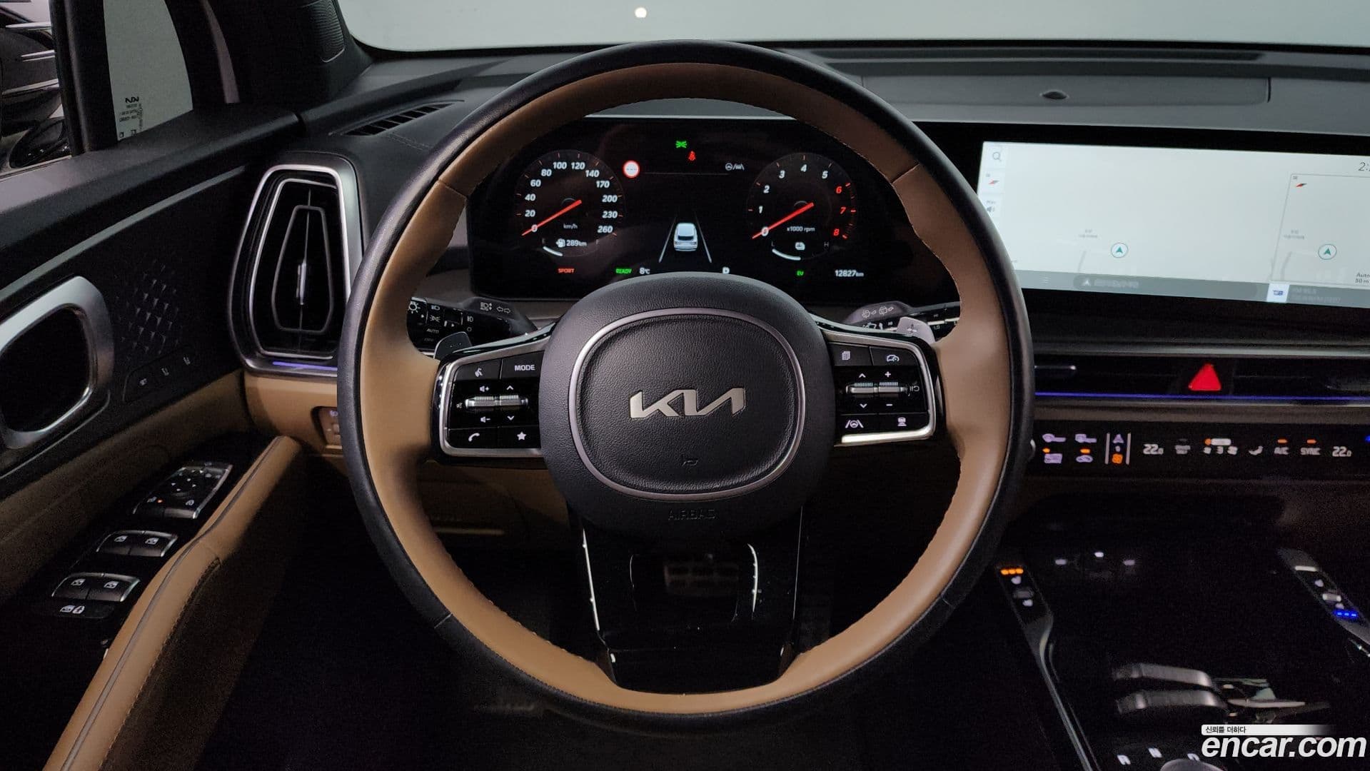 Main__Slider__Photo:Sorento Kia 2024.0-11