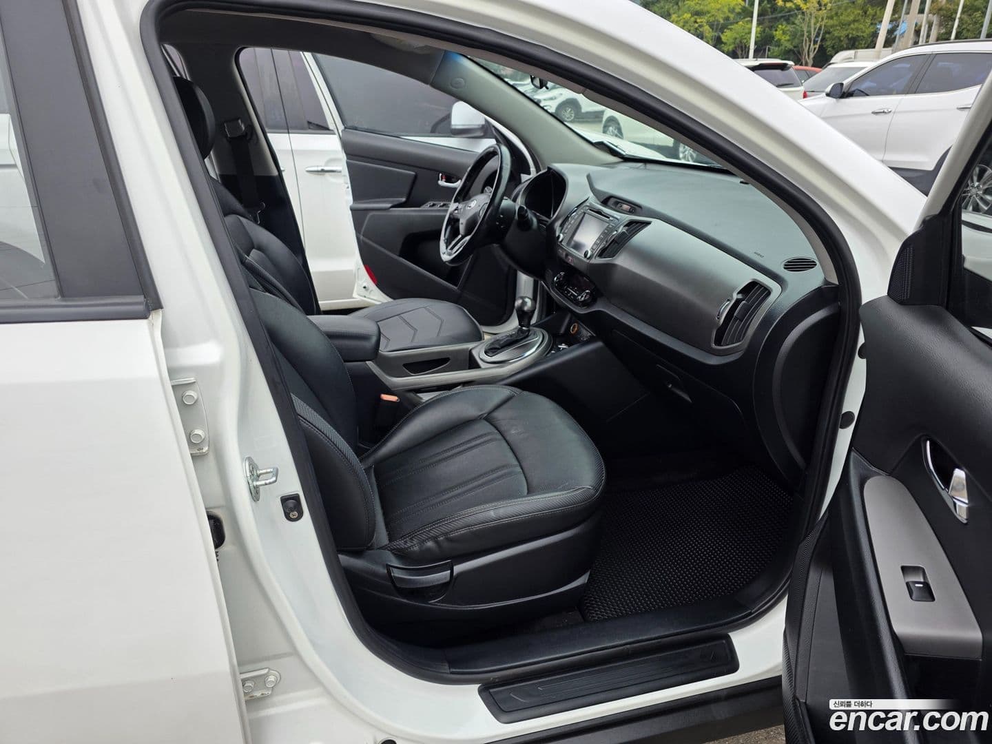 Main__Slider__Photo:Sportage Kia 2013.7-8