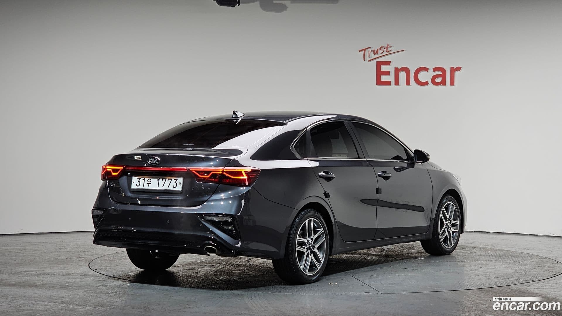 Main__Slider__Photo:K3 Kia 2019.5-1