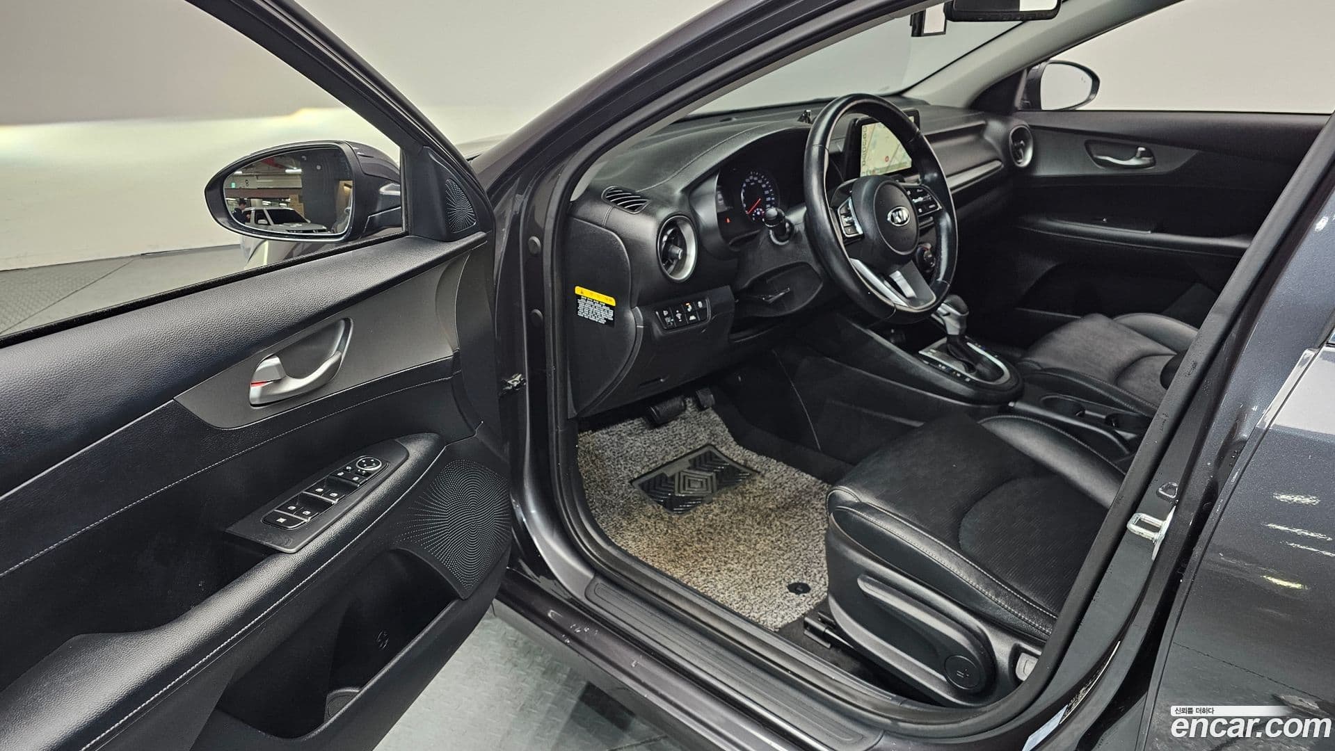 Main__Slider__Photo:K3 Kia 2019.5-10