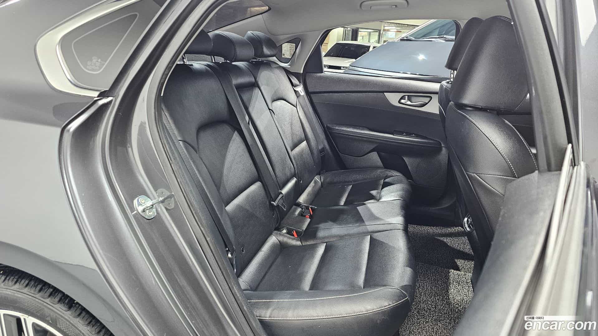 K3 Kia 2019.5-OPTION-016