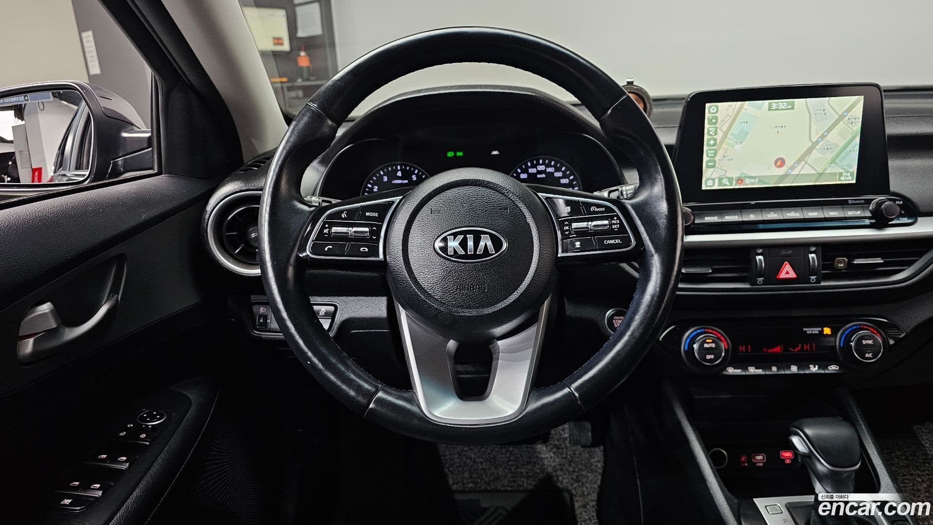 Main__Slider__Photo:K3 Kia 2019.5-12