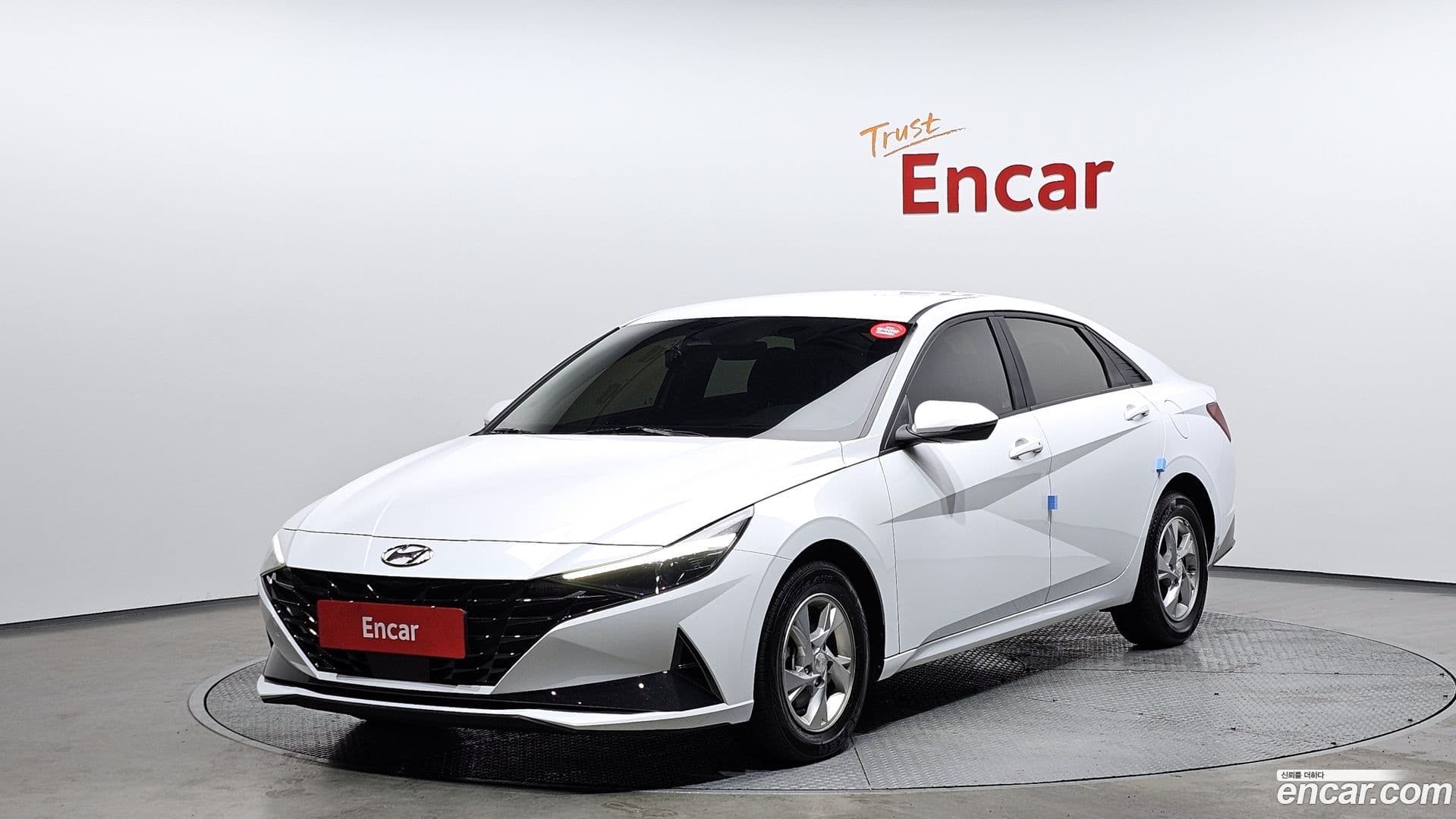 Main__Slider__Photo:AVANTE Hyundai 2021.10-0