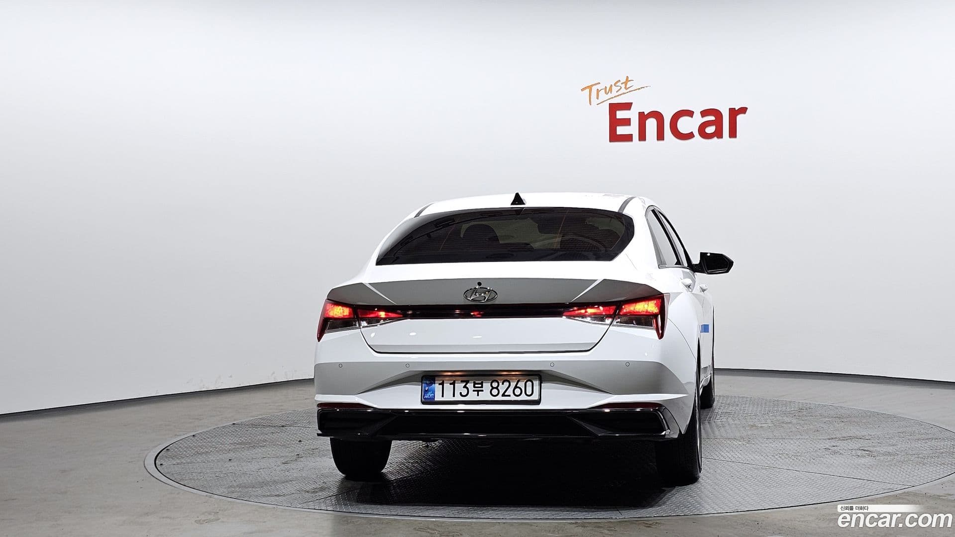 Main__Slider__Photo:AVANTE Hyundai 2021.10-3