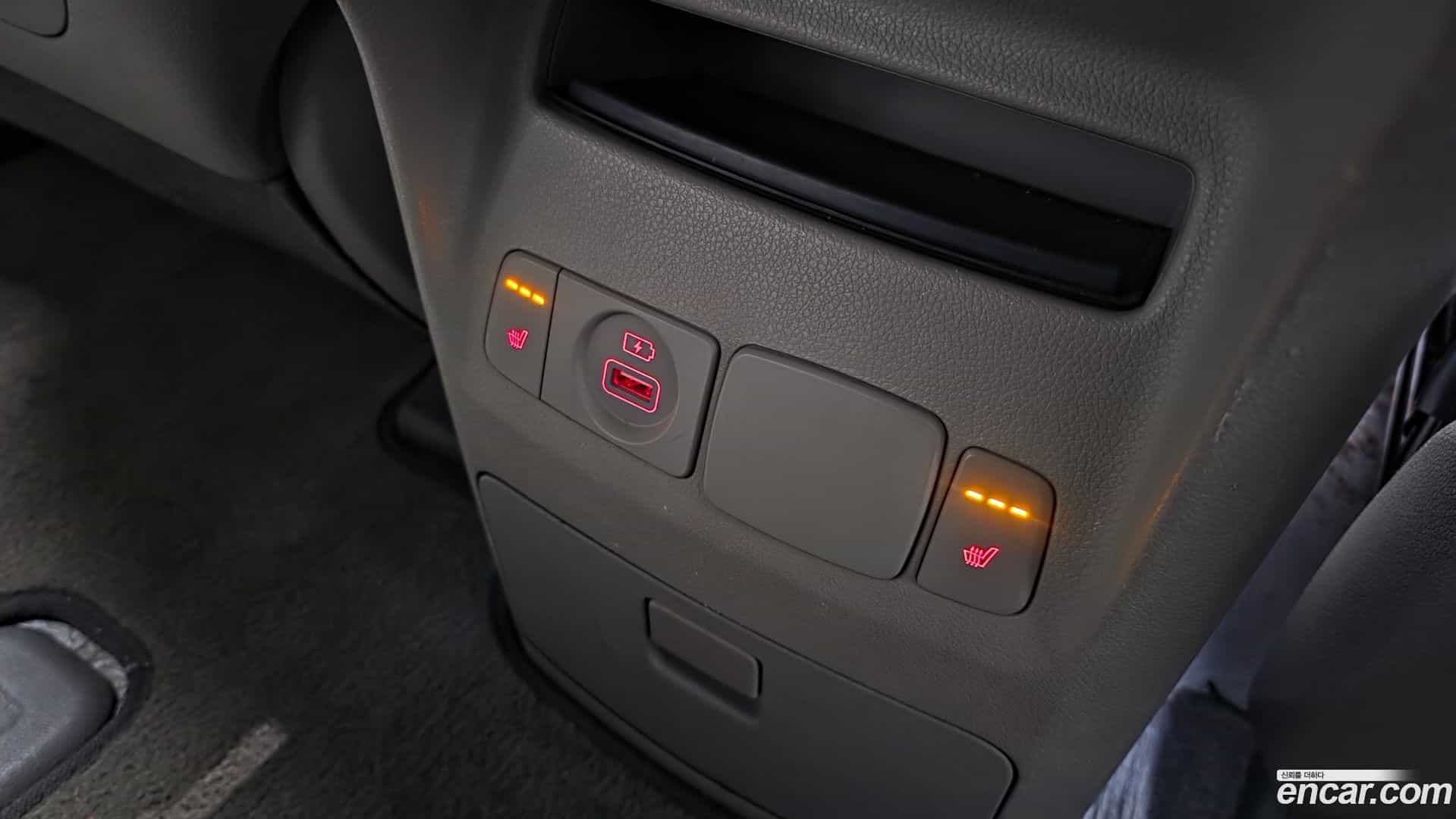 Canival Kia 2018.3-OPTION-023