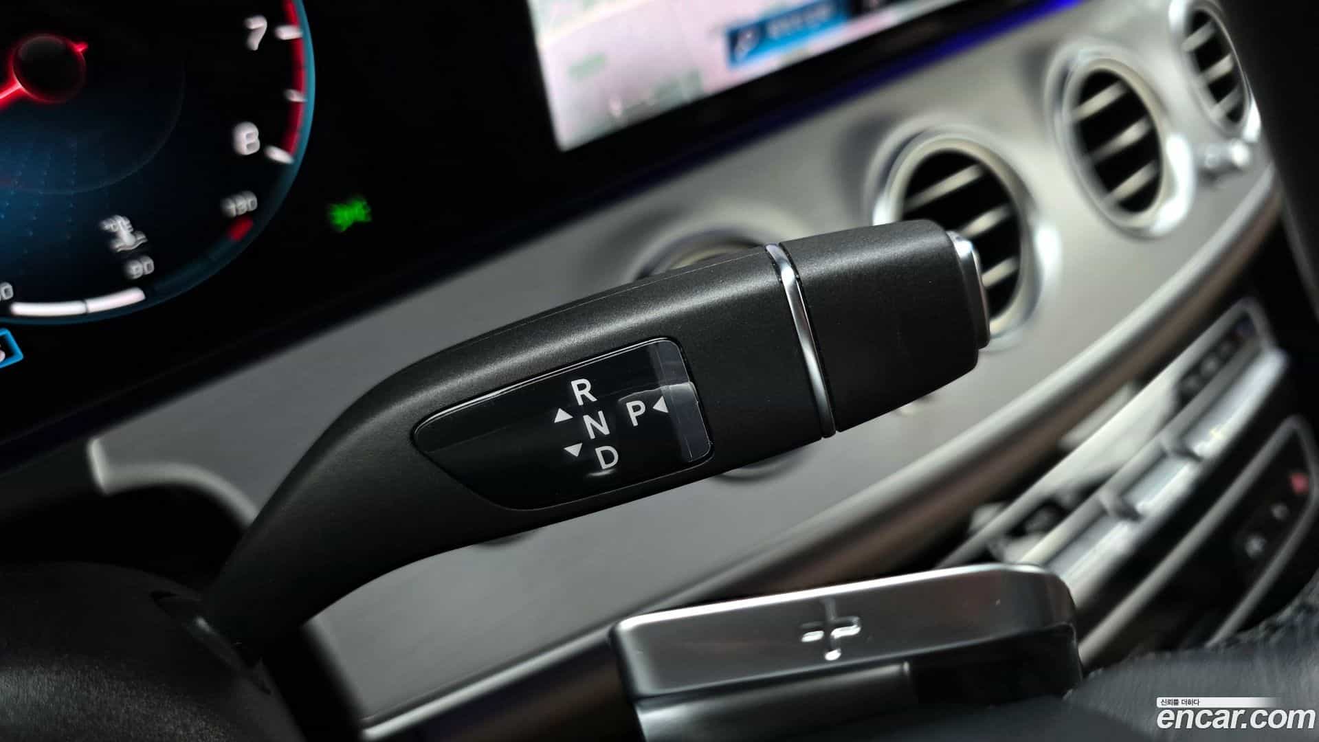 E-Class Mercedes-Benz 2021.3-INNER-009