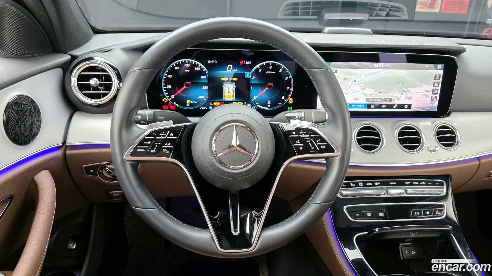 E-Class Mercedes-Benz 2021.3-OPTION-017