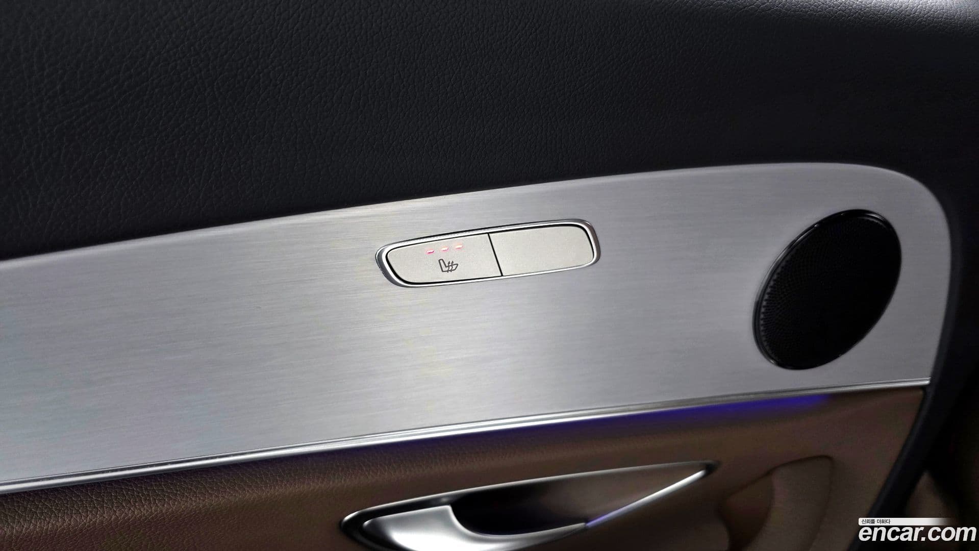 Main__Slider__Photo:E-Class Mercedes-Benz 2021.3-16