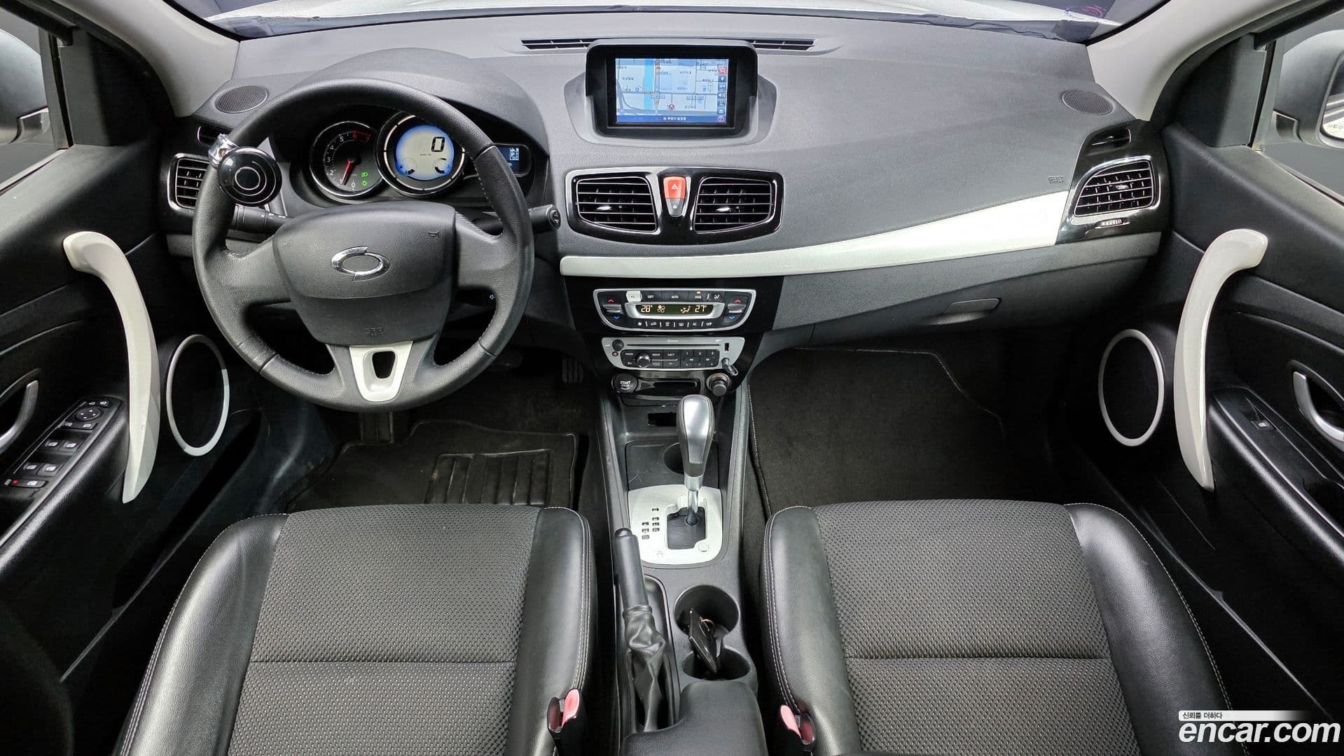 Main__Slider__Photo:SM3 Renault-KoreaSamsung 2014.3-6