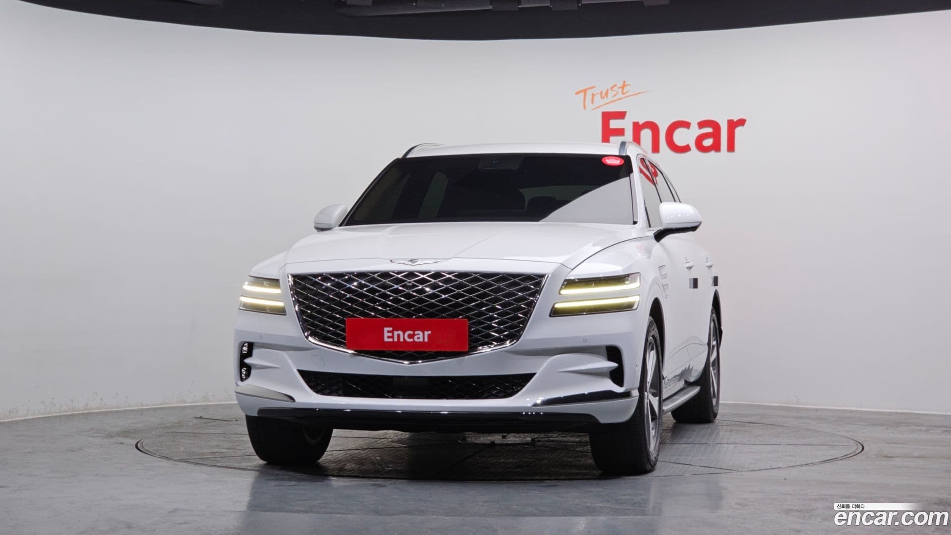 Main__Slider__Photo:GV80 Genesis 2021.9-2