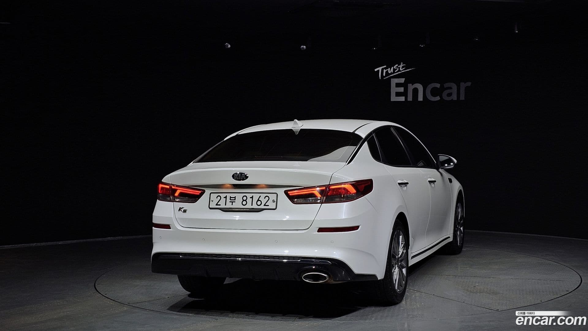 Main__Slider__Photo:K5 Kia 2018.7-3