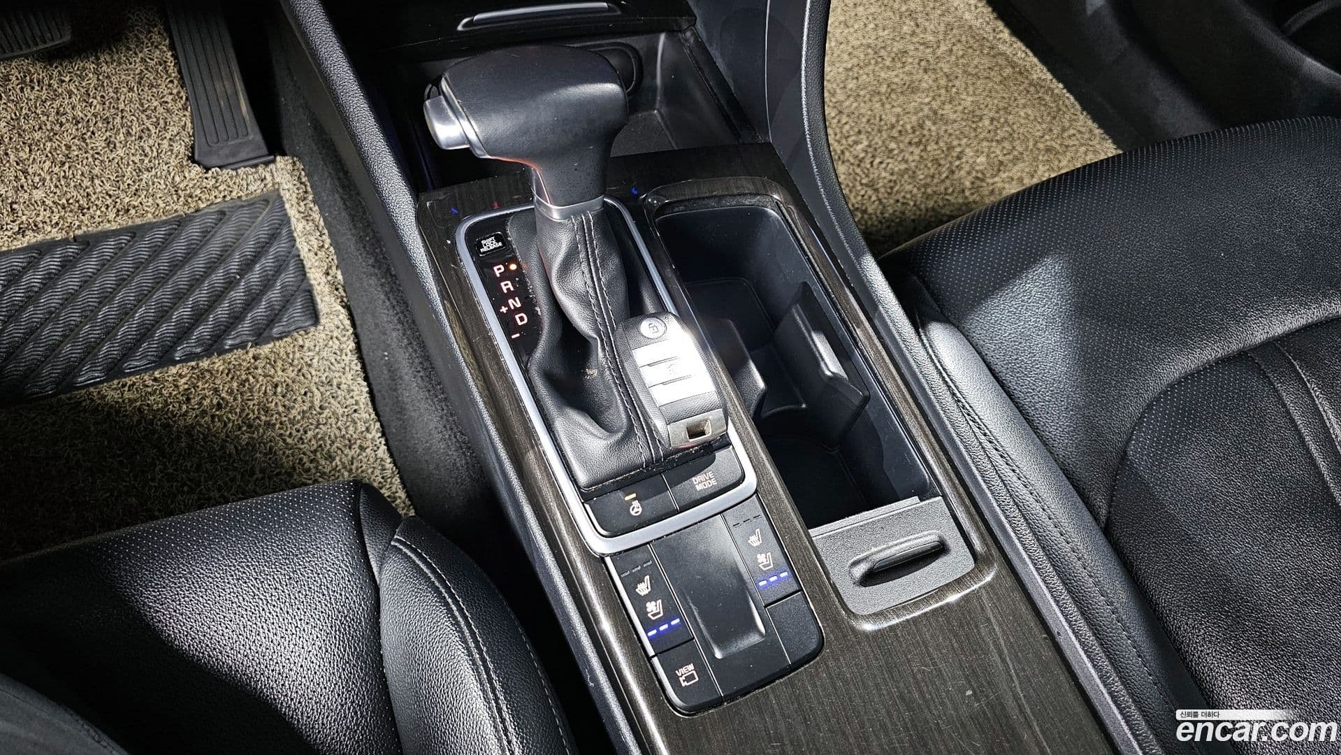 Main__Slider__Photo:K5 Kia 2018.7-8