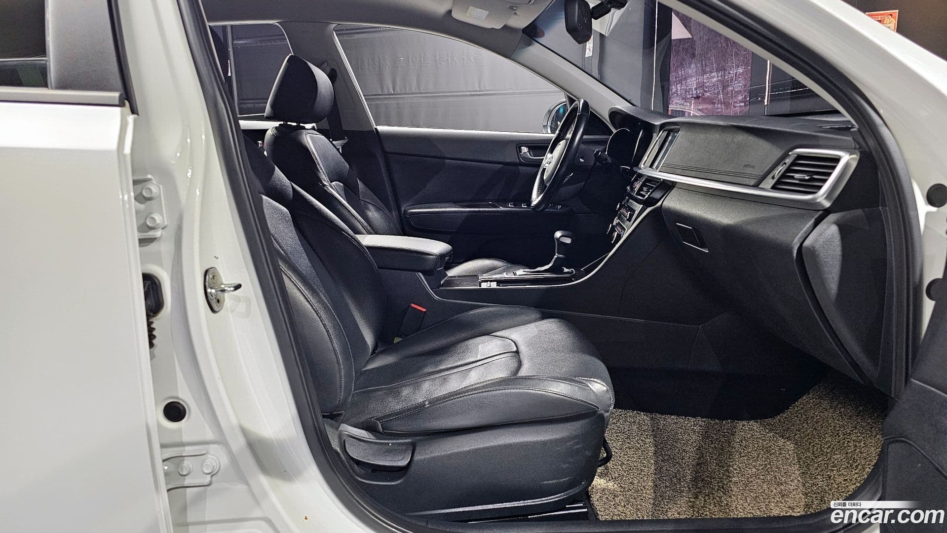 Main__Slider__Photo:K5 Kia 2018.7-10