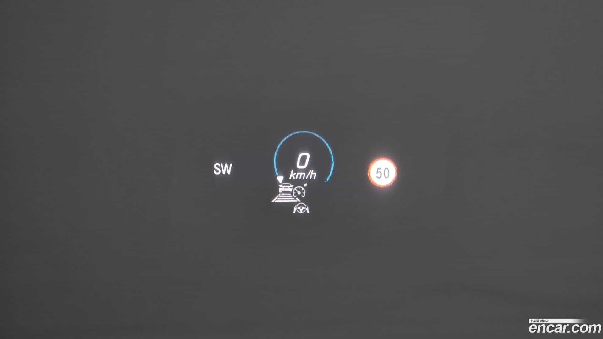 E-Class Mercedes-Benz 2022.10-OPTION-021