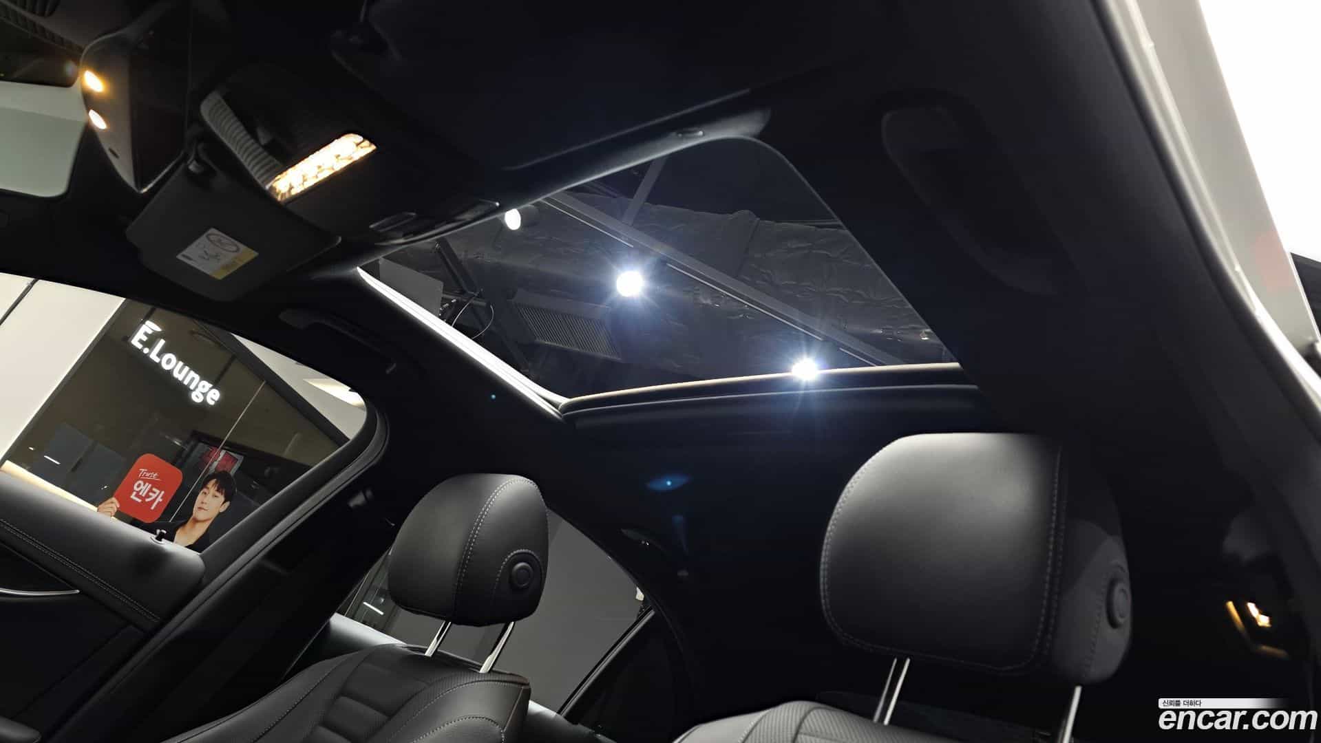 E-Class Mercedes-Benz 2022.10-OPTION-023