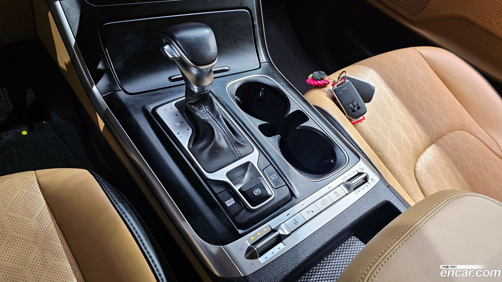 Main__Slider__Photo:Canival Kia 2020.10-8