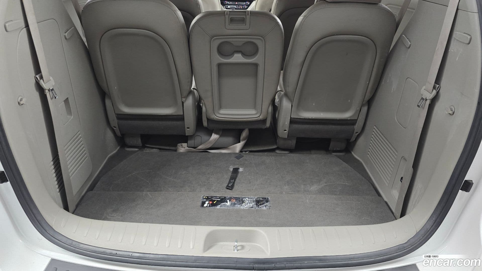 Main__Slider__Photo:Canival Kia 2019.0-19