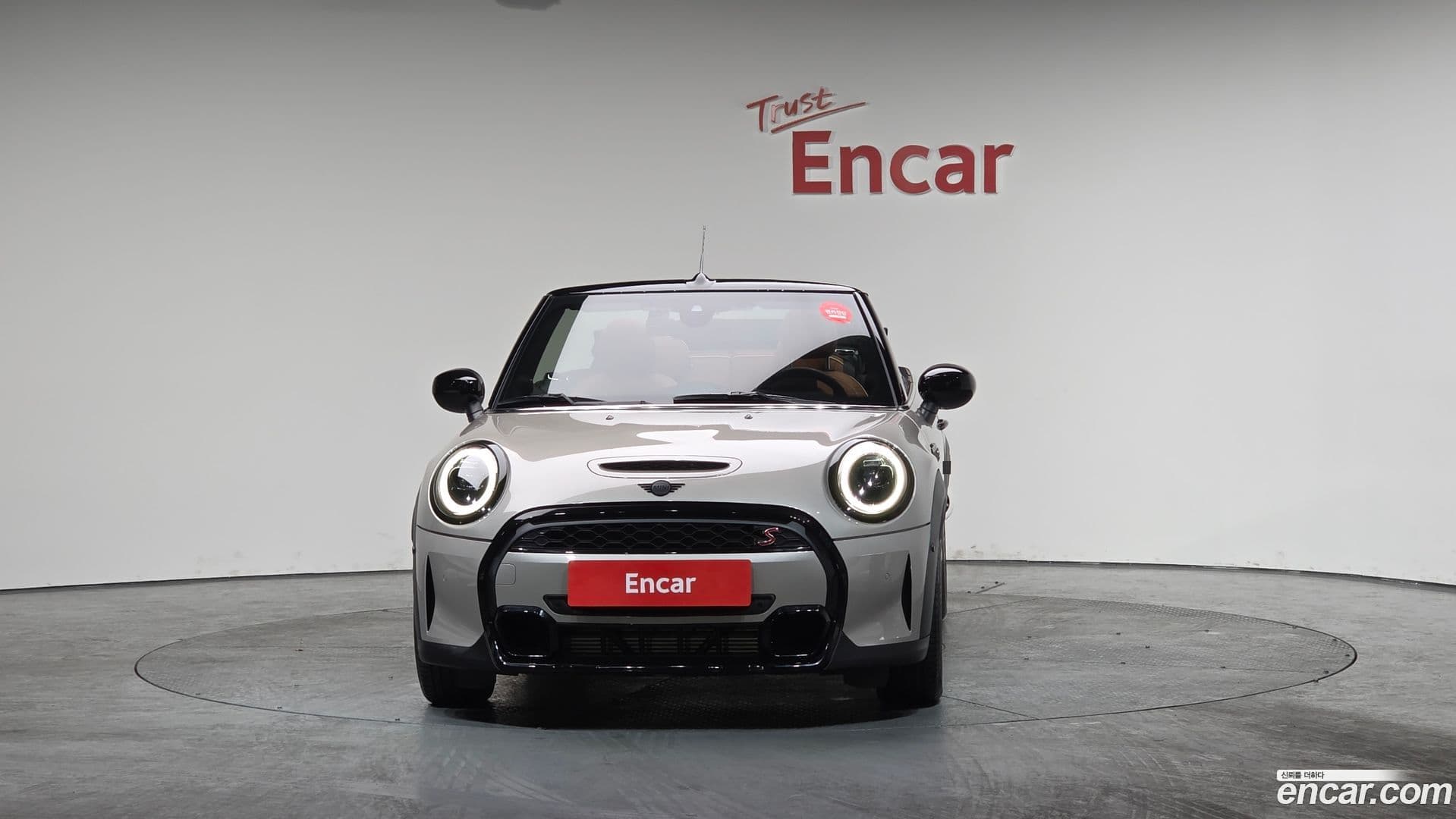 Main__Slider__Photo:Cooper Convertible Mini 2024.6-2