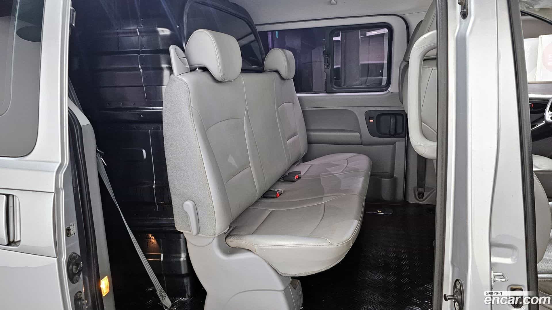 Starex Hyundai 2019.10-OPTION-016