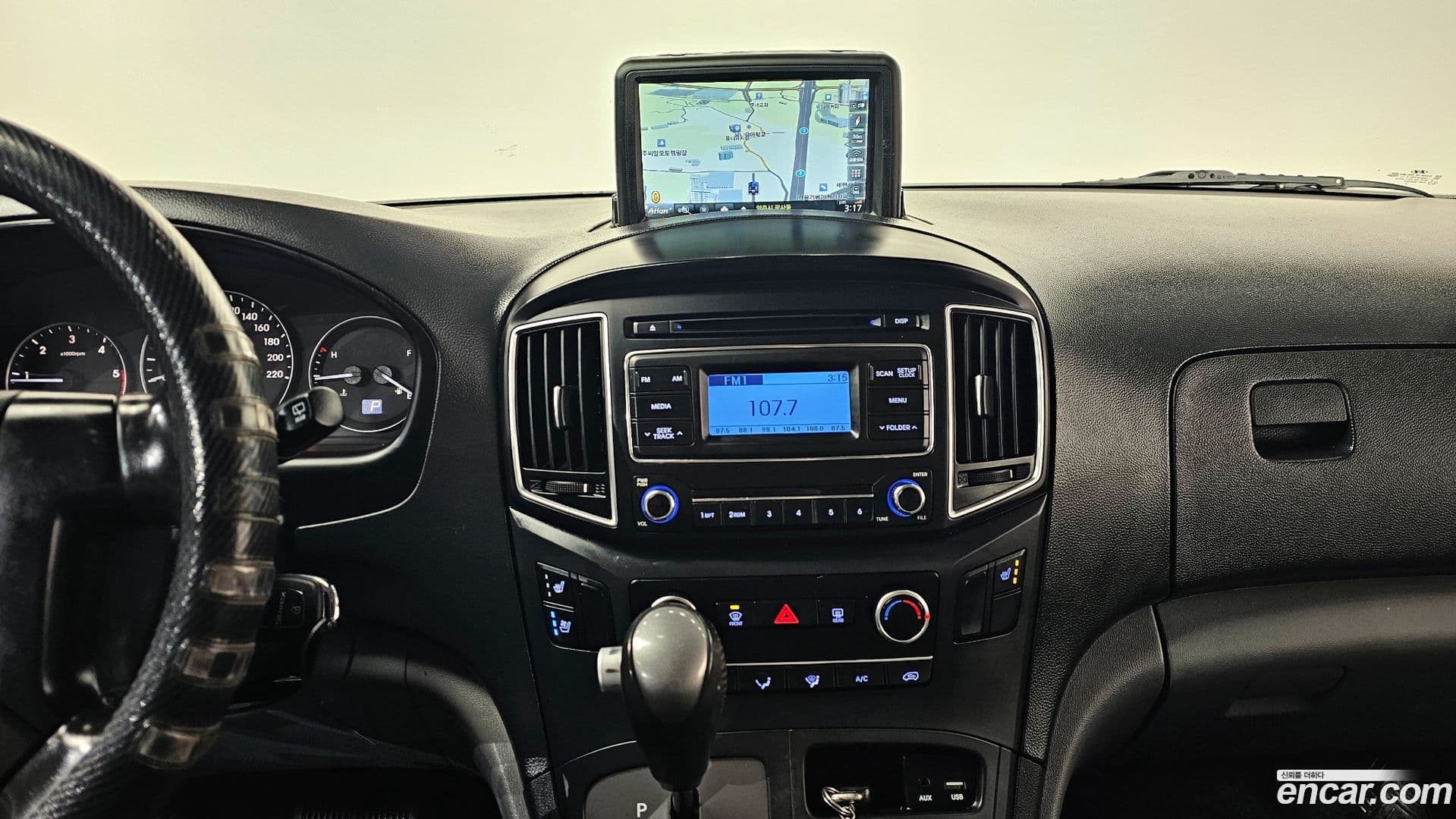 Main__Slider__Photo:Starex Hyundai 2019.10-14