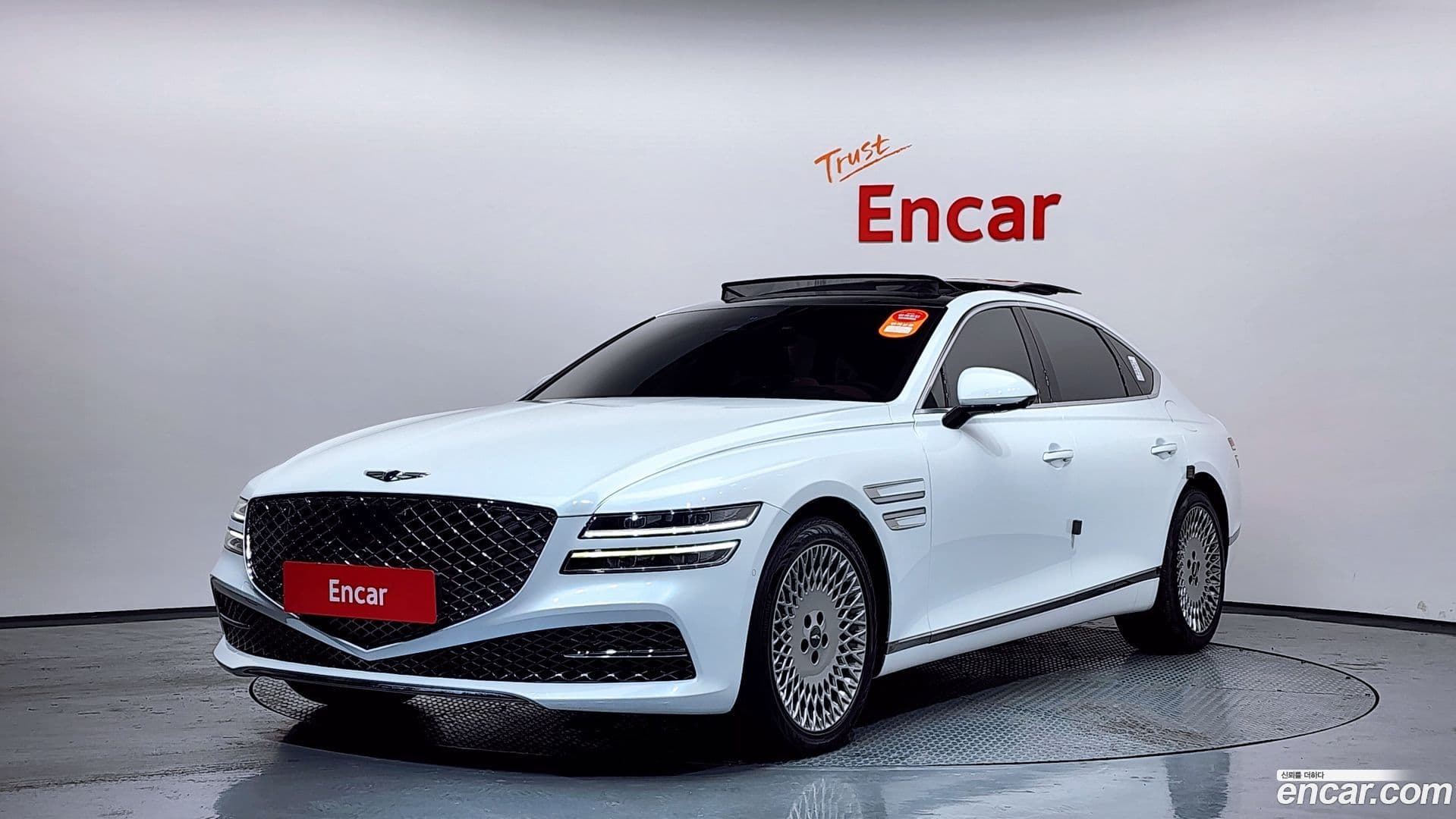 Main__Slider__Photo:G80 Genesis 2022.3-0