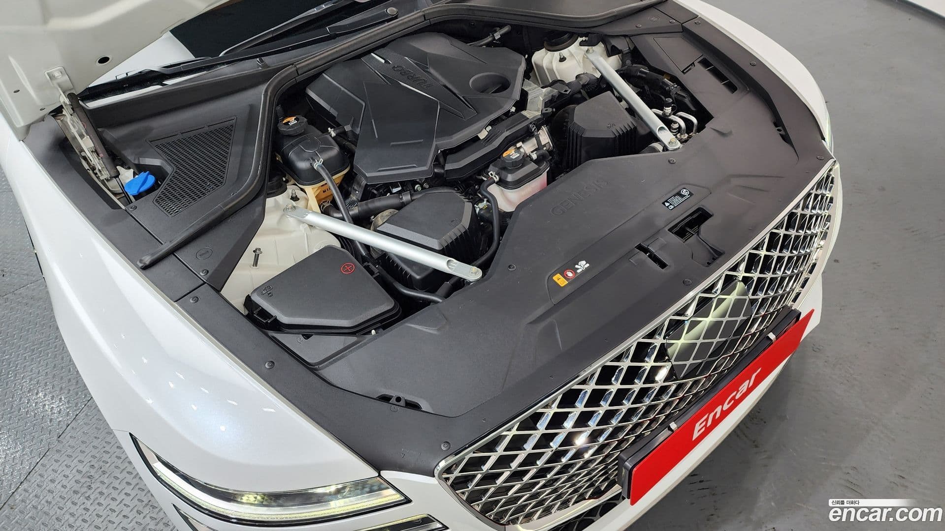 Main__Slider__Photo:G80 Genesis 2022.3-5