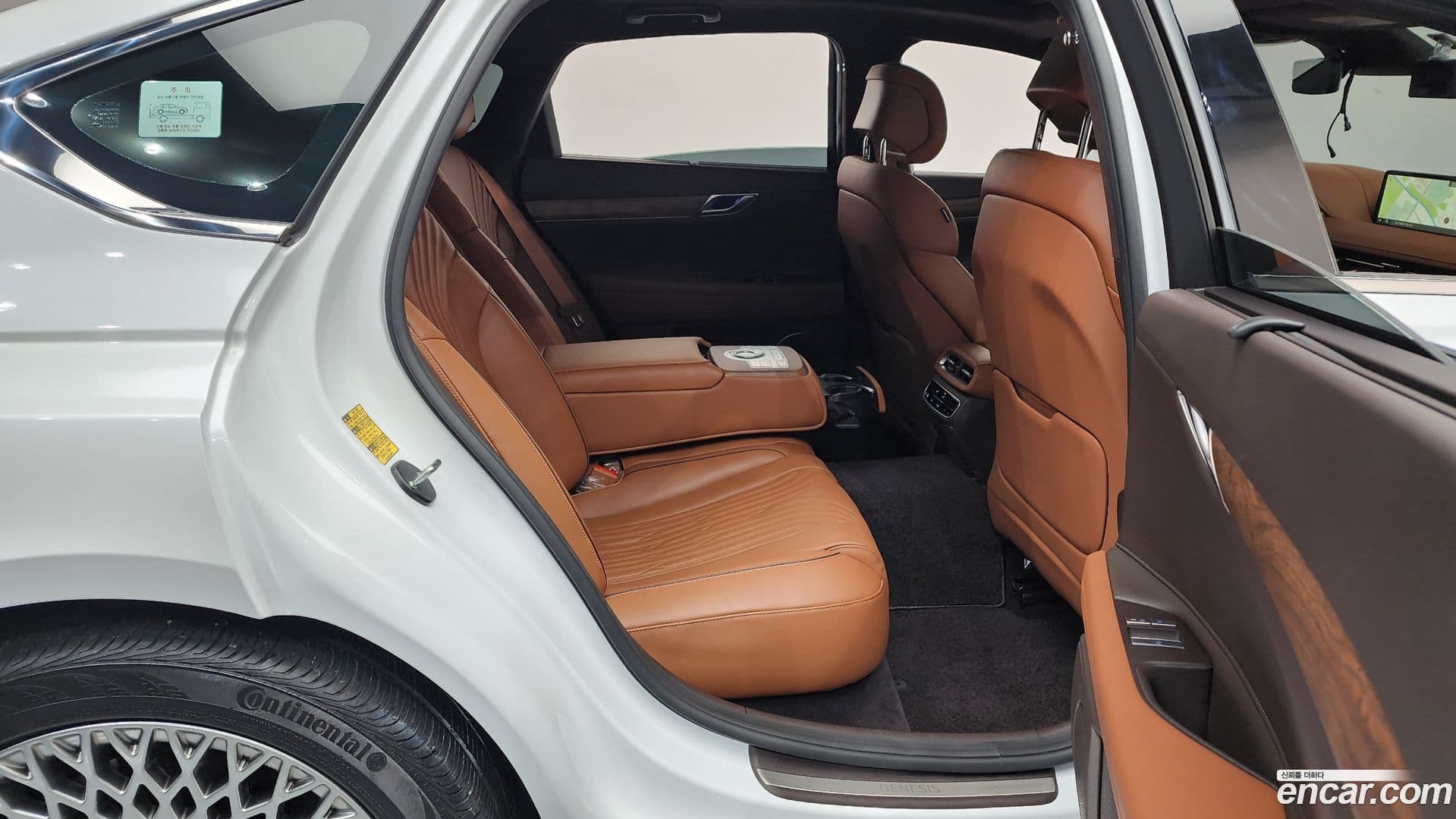 Main__Slider__Photo:G80 Genesis 2022.3-11