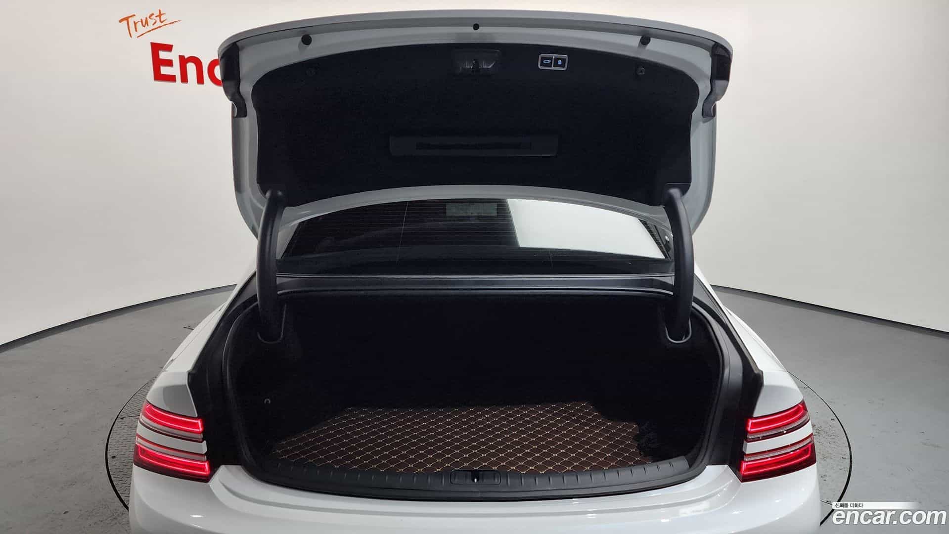 G80 Genesis 2022.3-OPTION-024