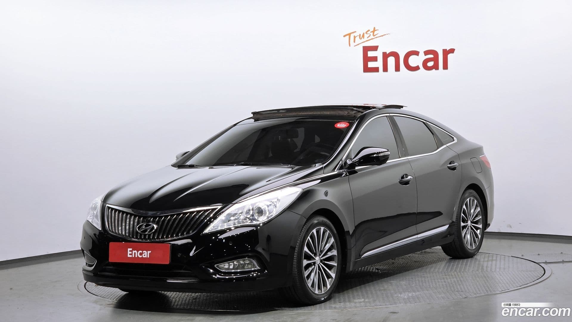 Main__Slider__Photo:Grandeur Hyundai 2013.7-0