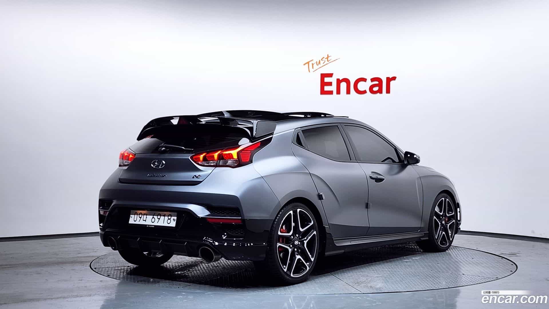 Veloster Hyundai 2019.0-OUTER-002