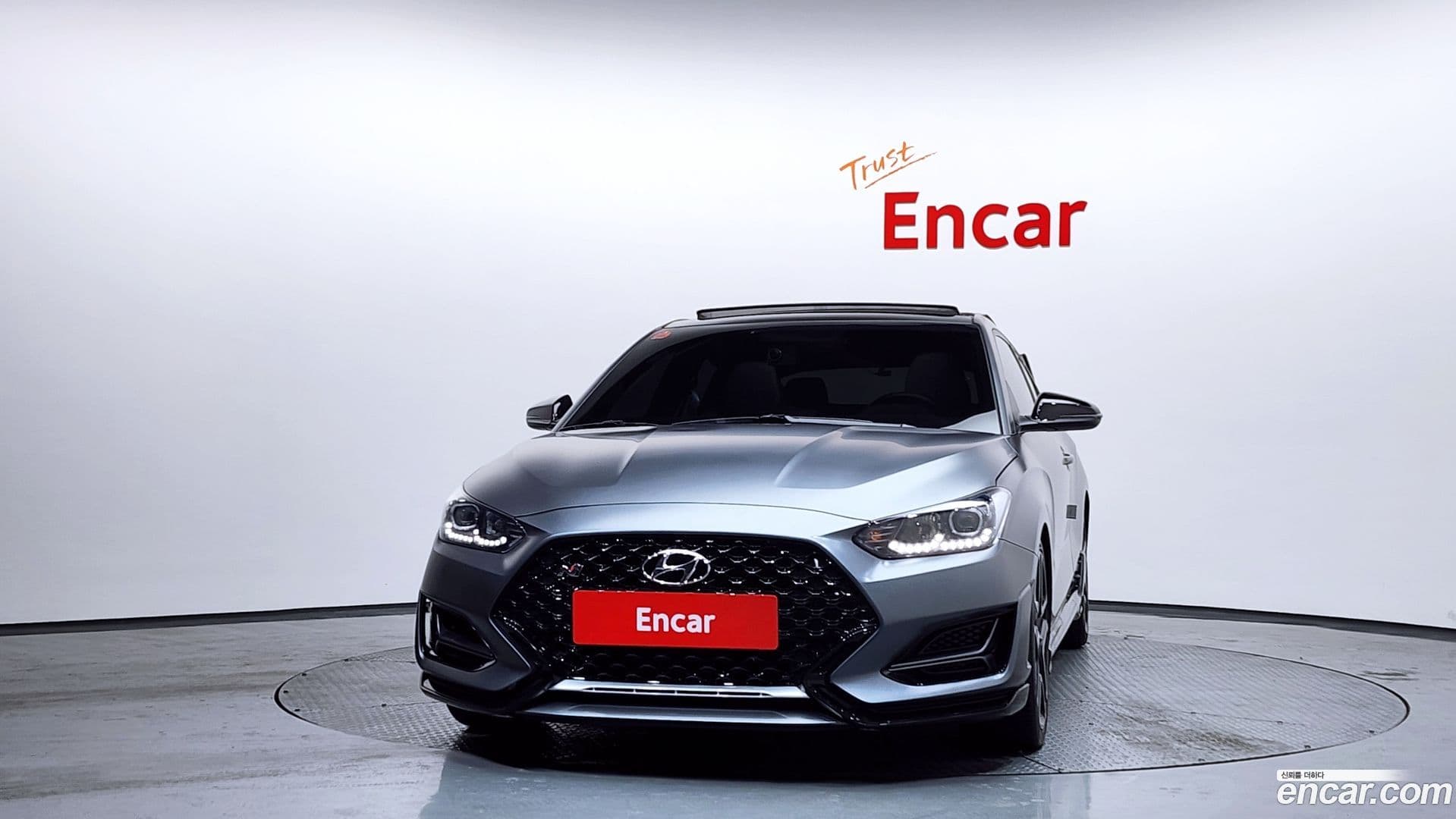 Main__Slider__Photo:Veloster Hyundai 2019.0-2