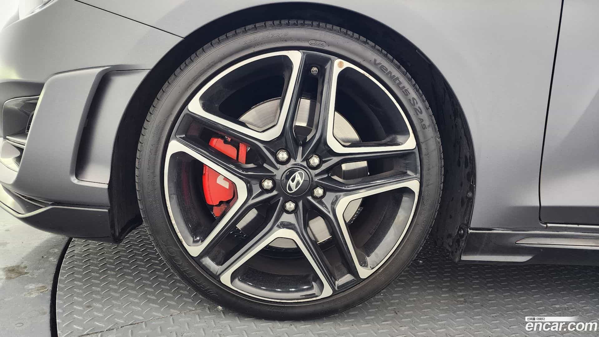 Veloster Hyundai 2019.0-OUTER-005