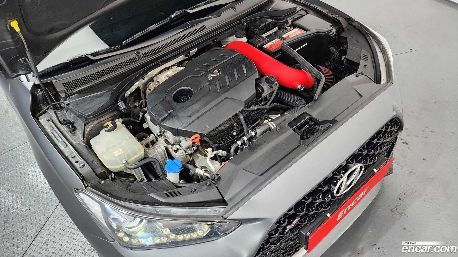 Main__Slider__Photo:Veloster Hyundai 2019.0-5