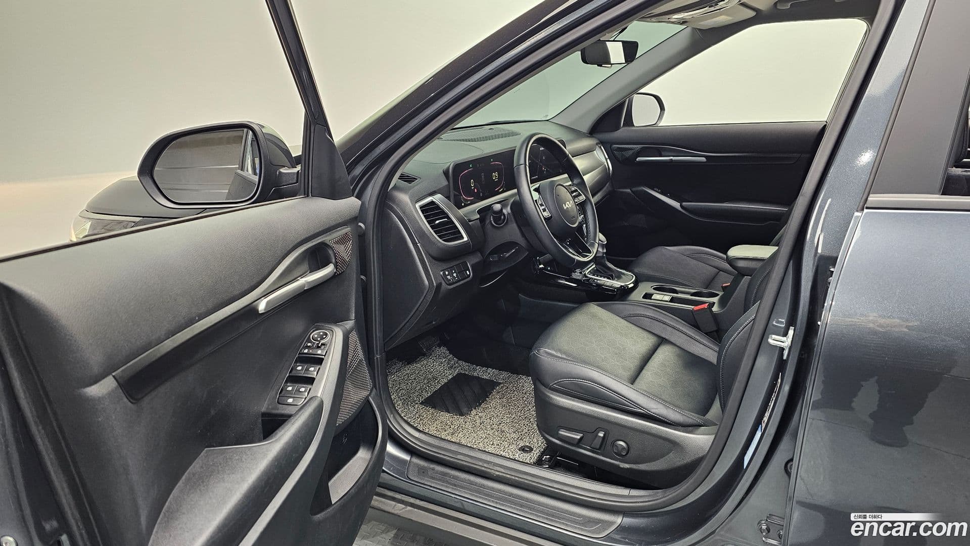 Main__Slider__Photo:Seltos Kia 2023.0-9