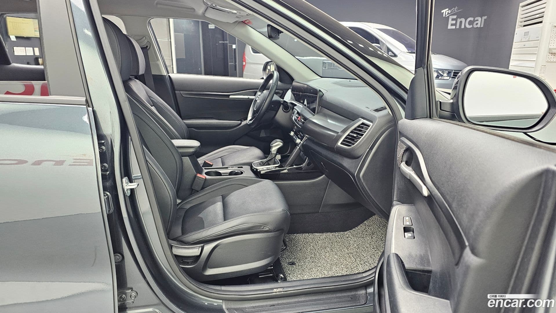 Main__Slider__Photo:Seltos Kia 2023.0-10