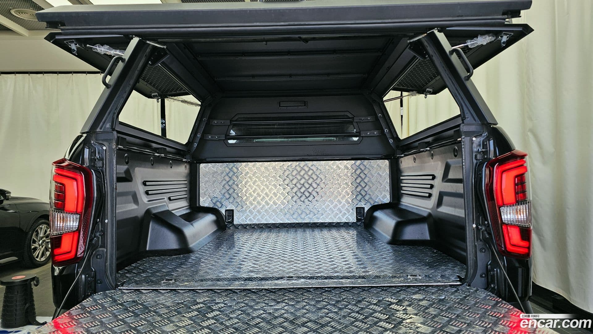 Main__Slider__Photo:Rexton KG_Mobility_Ssangyong 2024.0-19