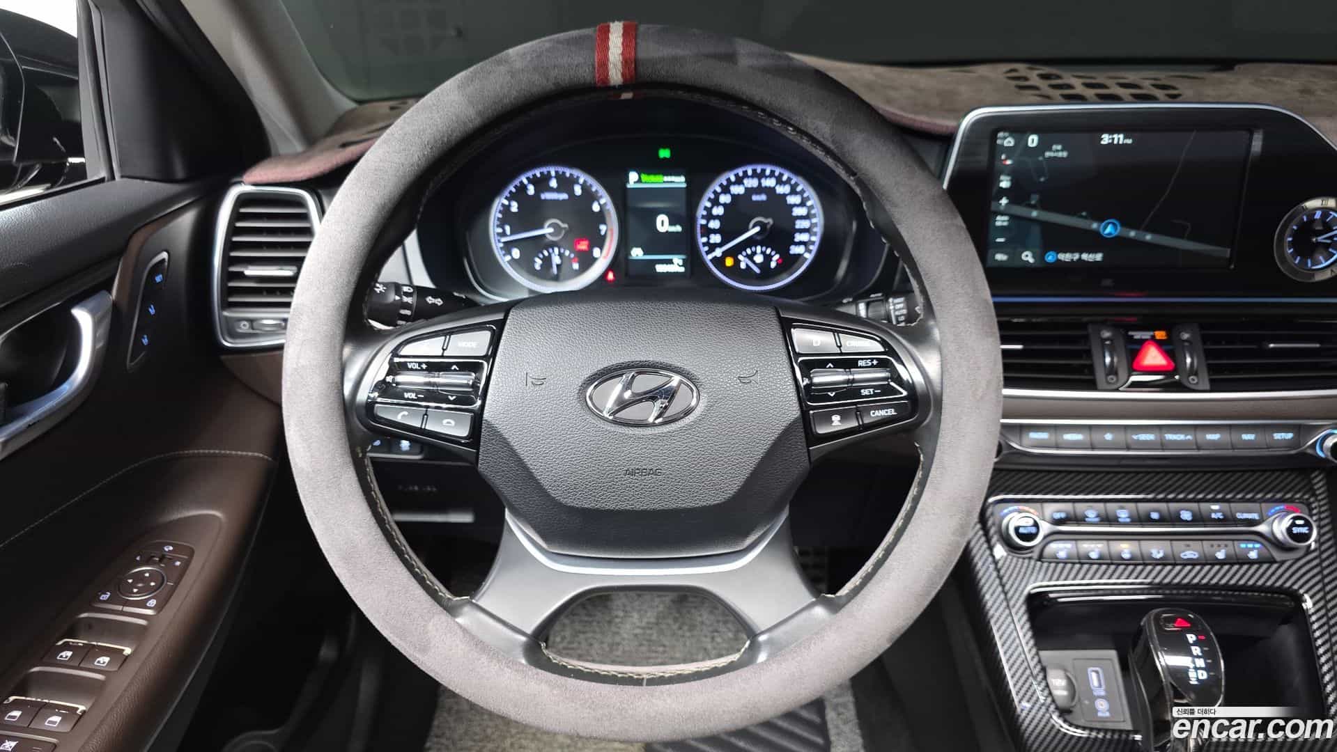 Grandeur Hyundai 2017.1-OPTION-018