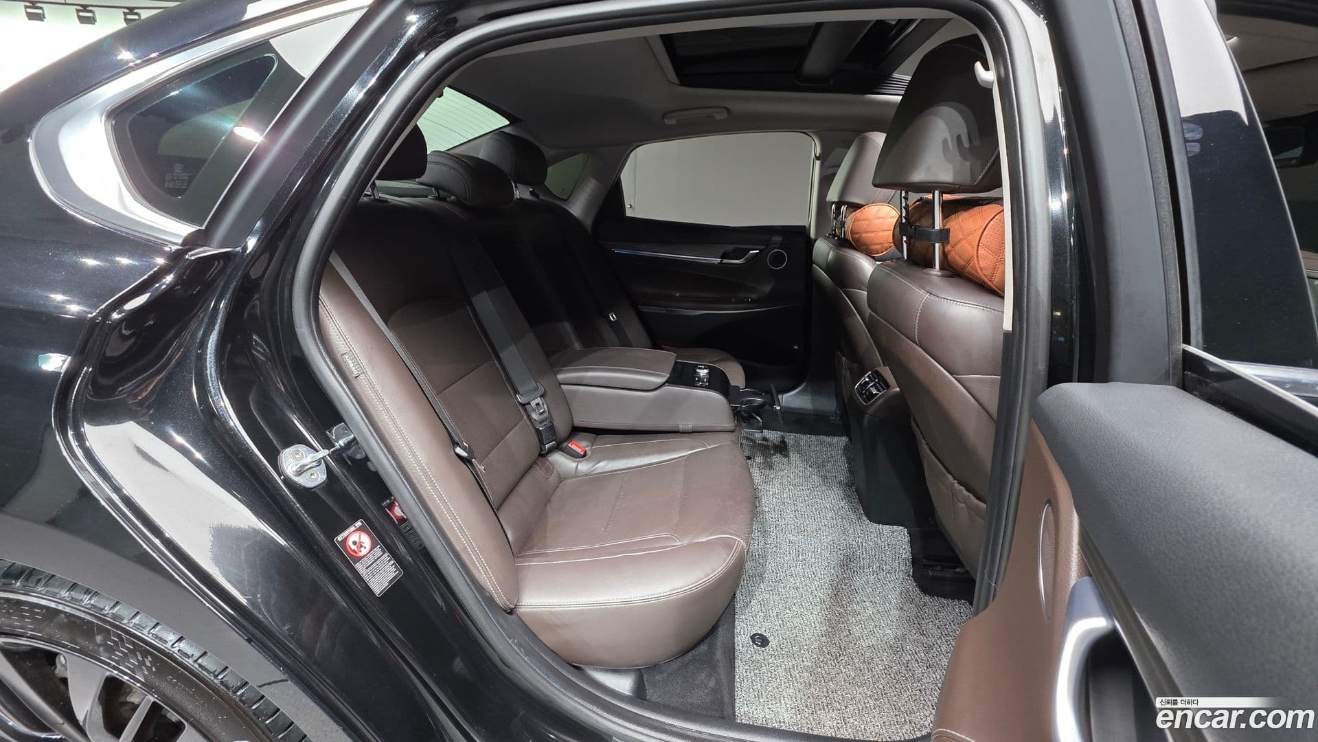 Main__Slider__Photo:Grandeur Hyundai 2017.1-18