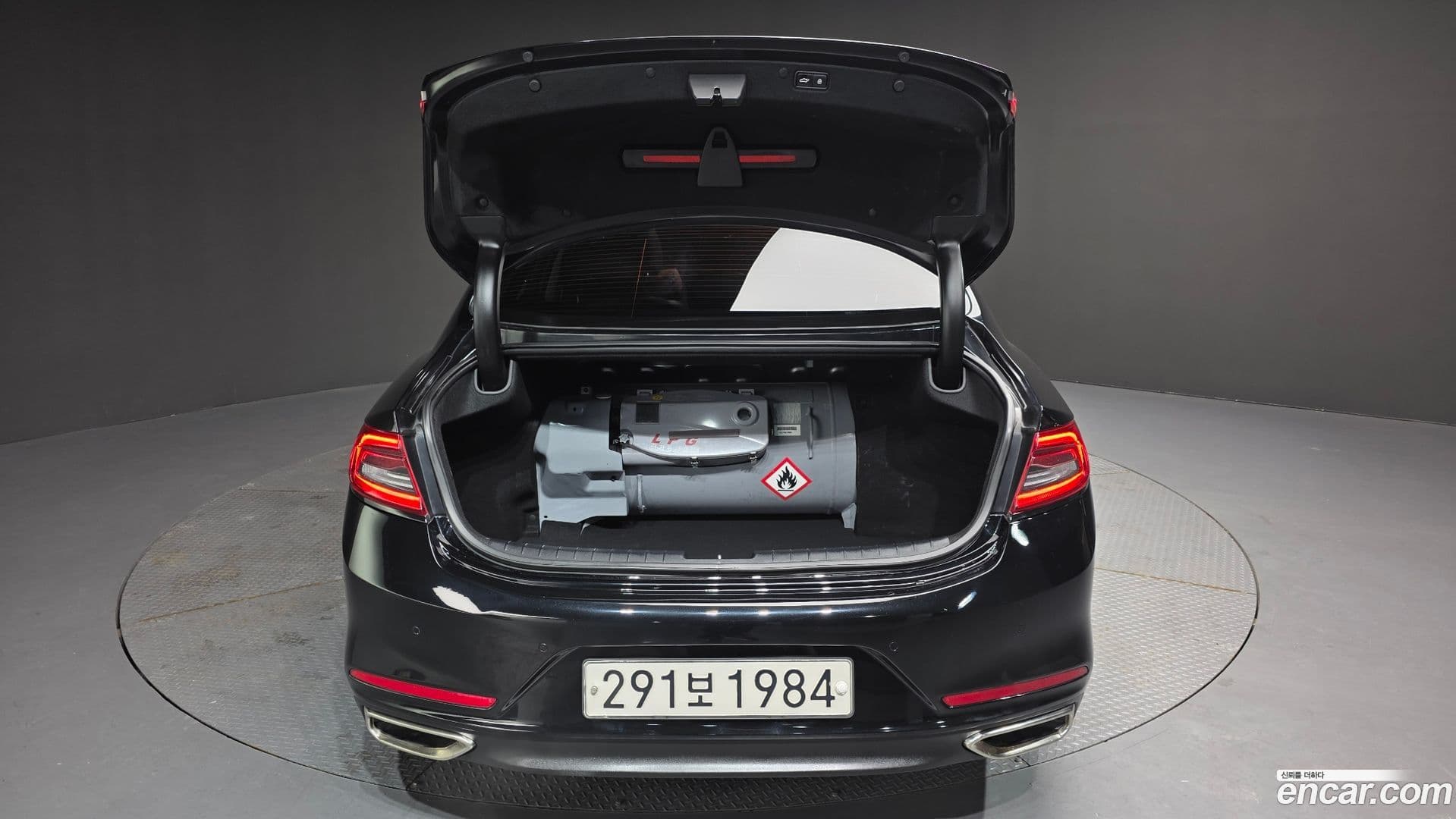 Main__Slider__Photo:Grandeur Hyundai 2017.1-19