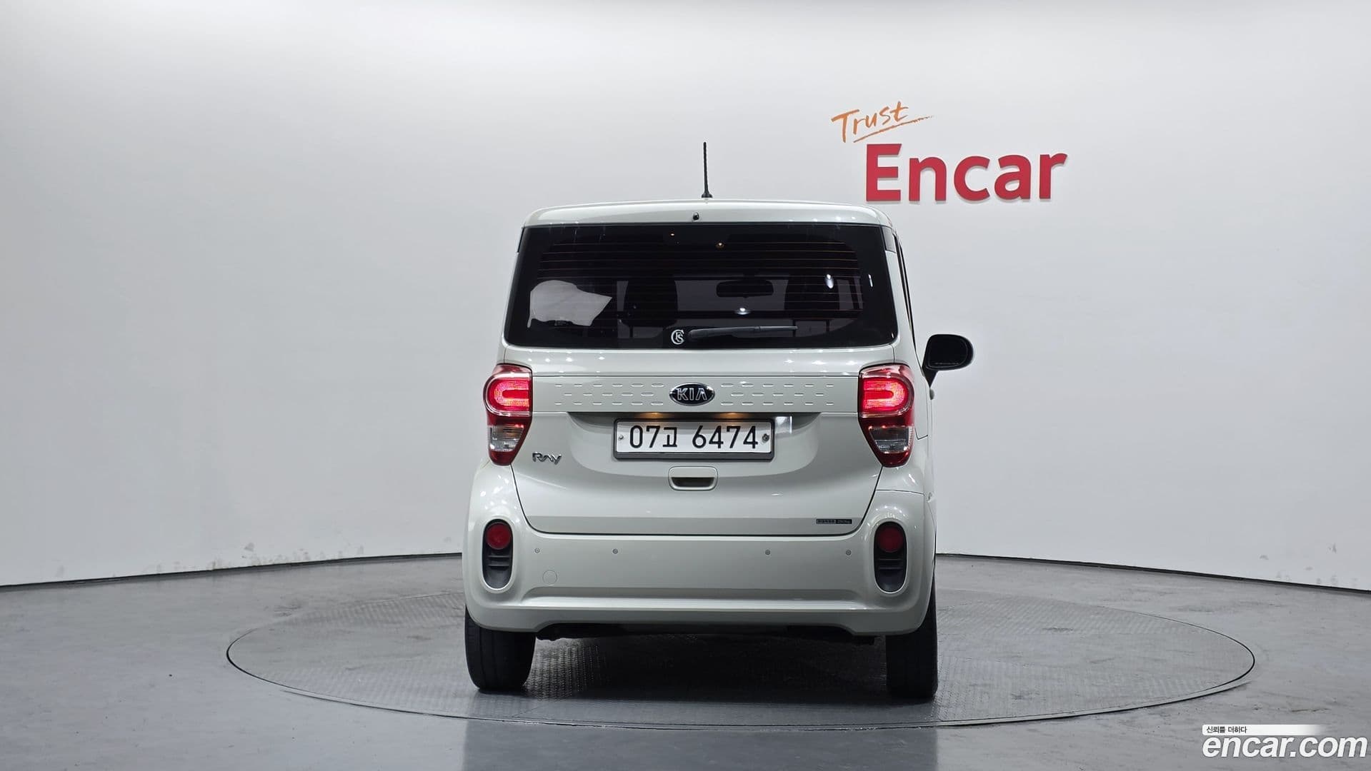 Main__Slider__Photo:RAY Kia 2018.7-3