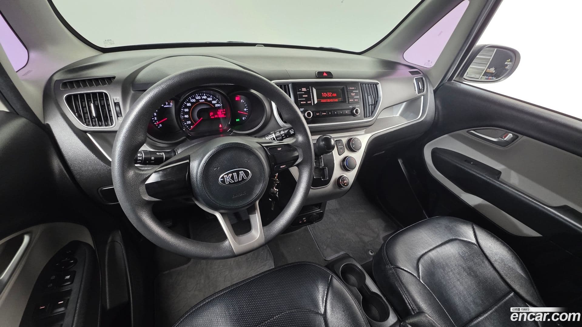 Main__Slider__Photo:RAY Kia 2018.7-6