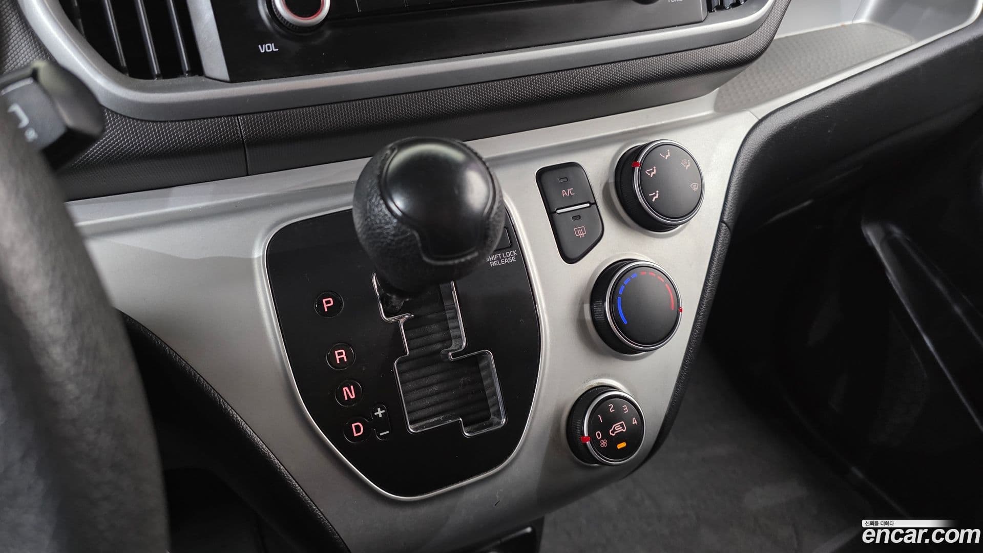 Main__Slider__Photo:RAY Kia 2018.7-8