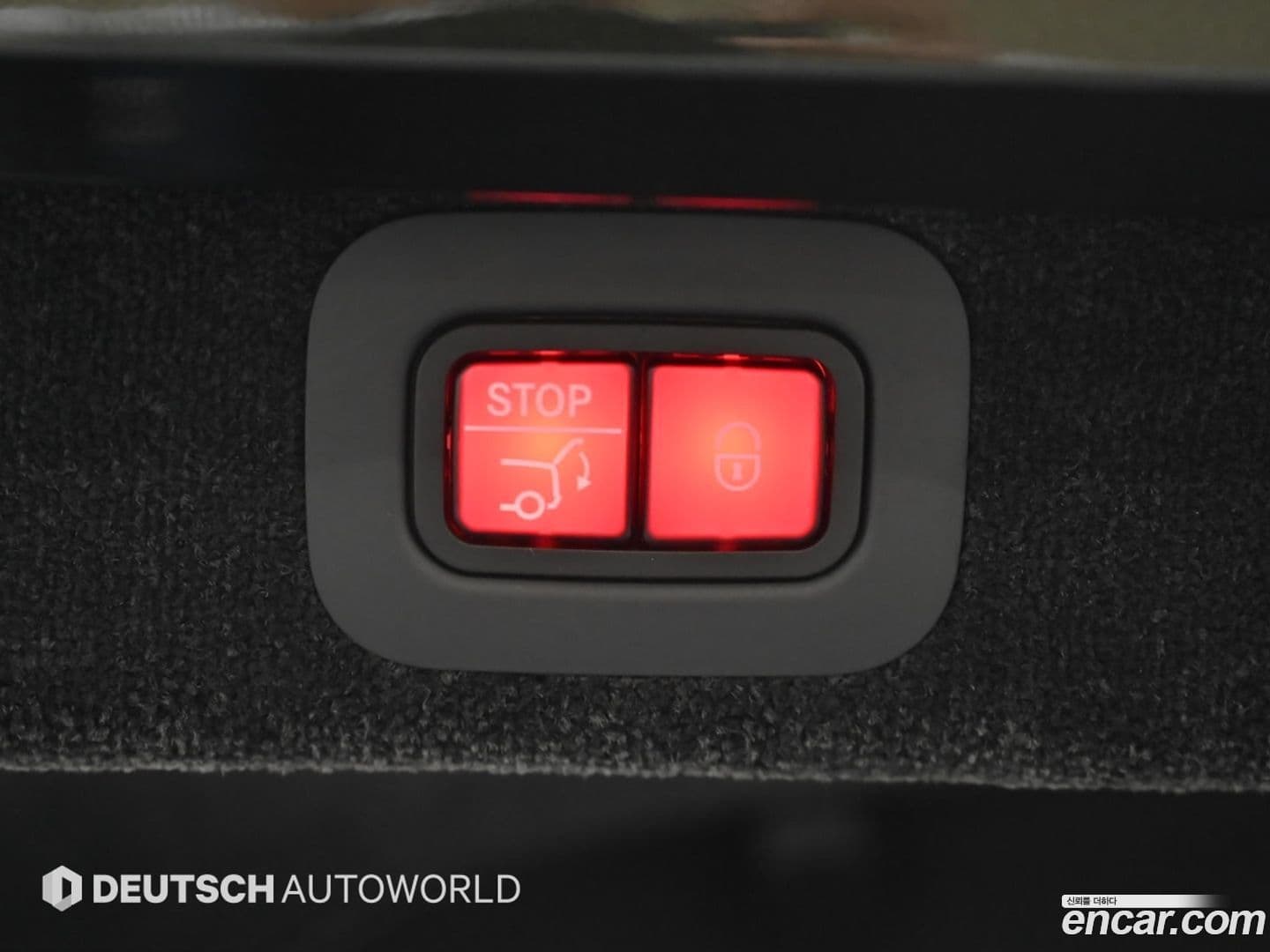 Main__Slider__Photo:DBX Astonmartin 2023.11-19